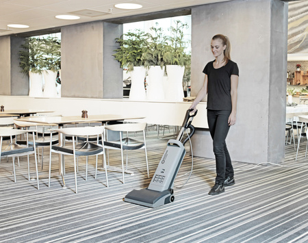 NILFISK VU500 15-380MM EU15M-UK10M odkurzacz kolumnowy