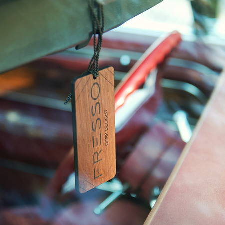 FRESSO DARK DELIGHT zawieszka zapachowa drewniana