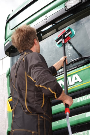 VIKAN SZCZOTKA KĄTOWA 524752 do mycia pojazdów 28cm